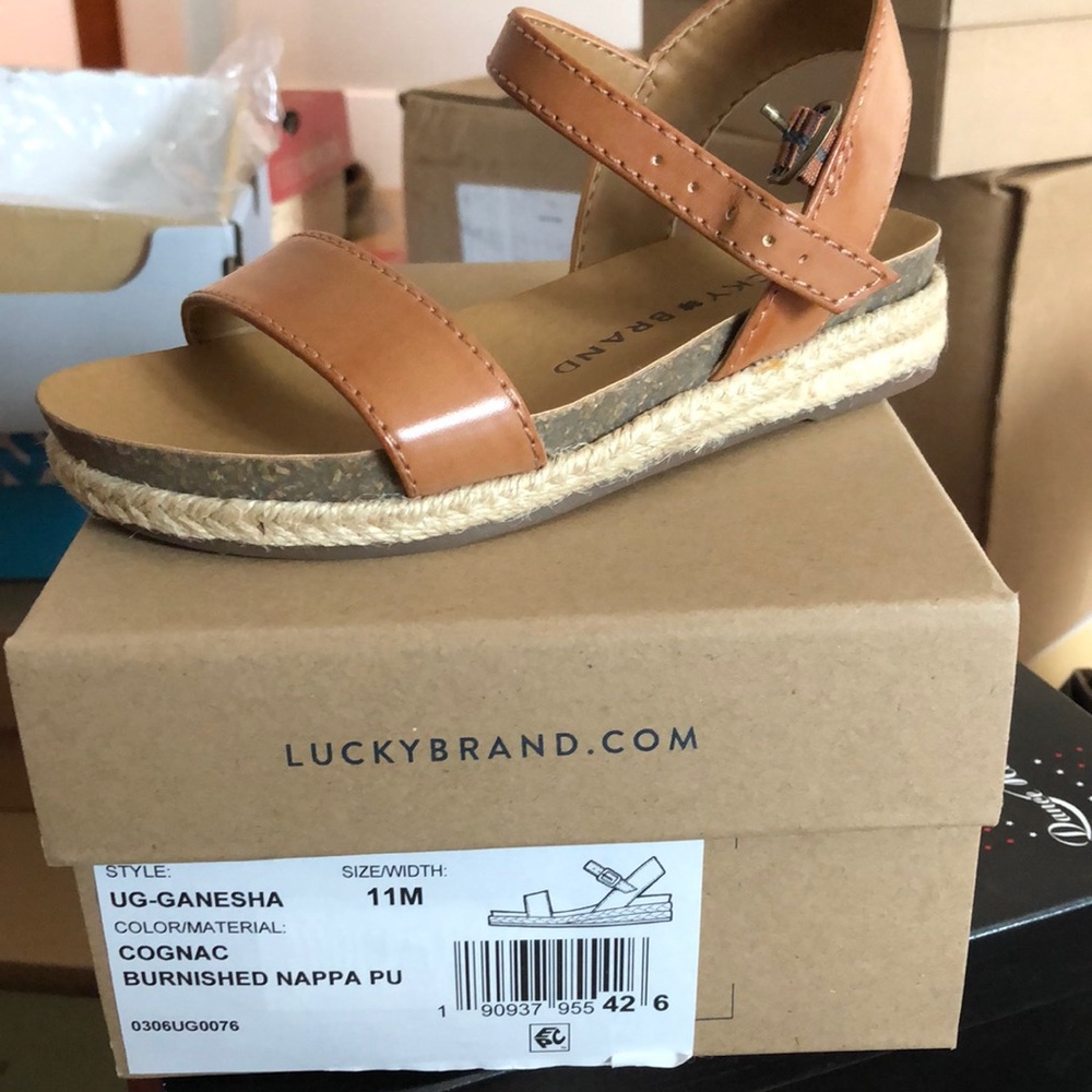 Lucky brand sandals size 11 toddler